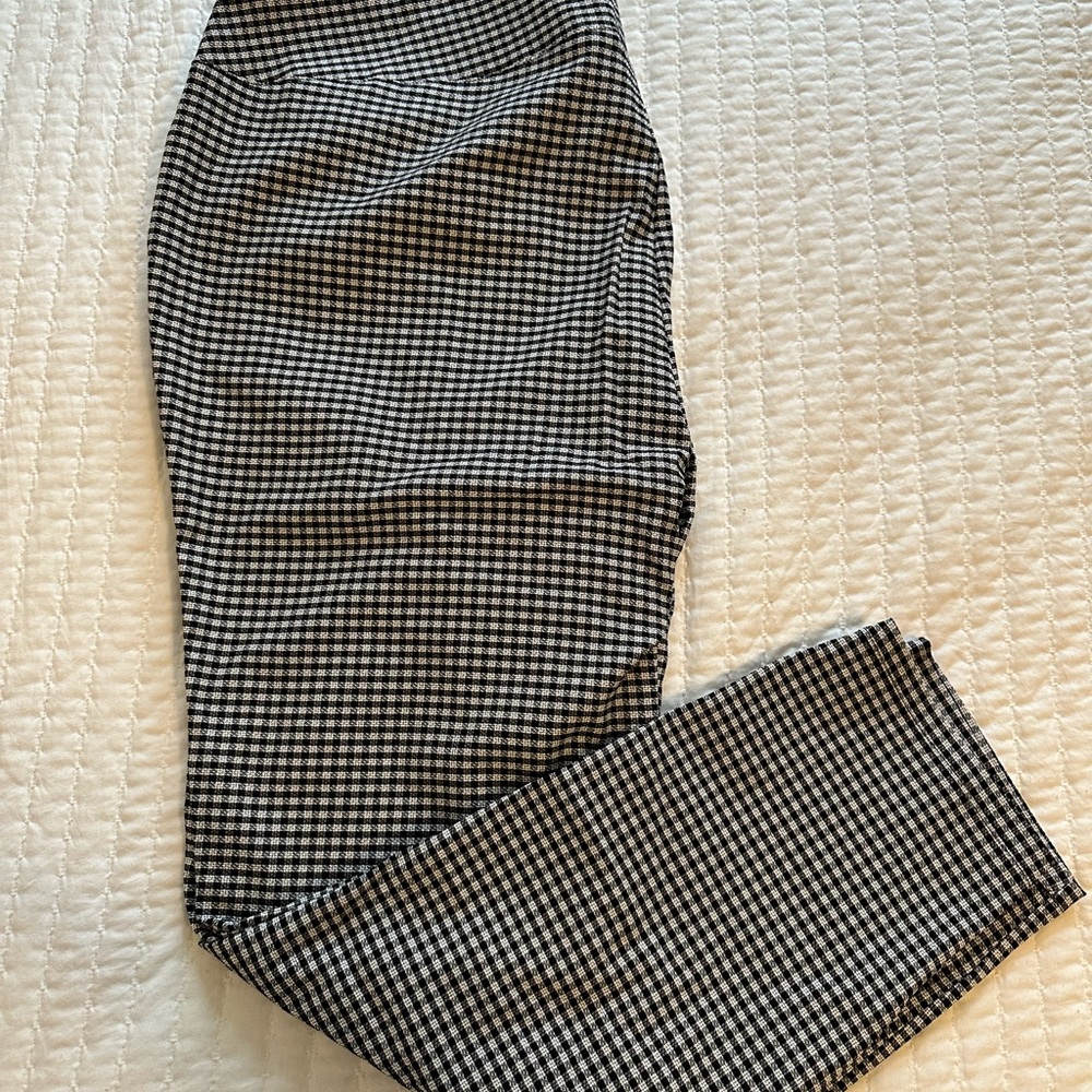 Skinny Pull On Dress Pants